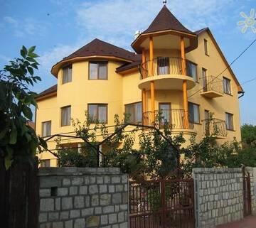 Фотографии Мини-отель Chagari Hotel г. Берегово (Украина) №1 Фото Мини-отель Chagari Hotel г. Берегово 1