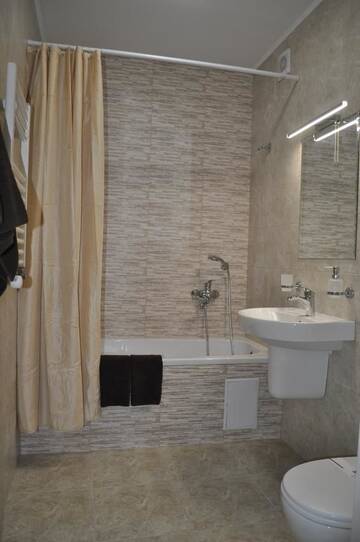 Фото номера Апартаменты в пентхаусе Апартаменты Apartments on Leva st. г. Берегово 8