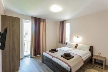 Фото номера Апартаменты Делюкс Апартаменты Apartments on Leva st. г. Берегово 2