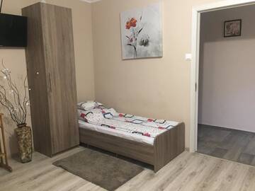 Фото номера Четырехместный номер Апартаменты Private House г. Берегово 4