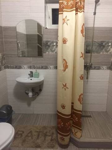 Фото номера Четырехместный номер Апартаменты Private House г. Берегово 2