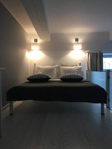 Фото номера Апартаменты - Двухуровневые Апартаменты Lux Apartment г. Берегово 15